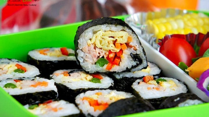 Picnic Time – Korean Style with Kimbap and Egg Roll Ups