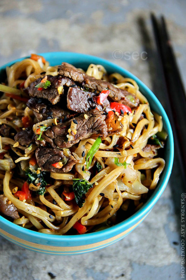Simple and easy recipe for delicious Beef Yakisoba