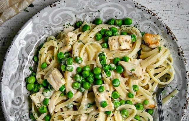 Chicken Fettuccine Alfredo Recipe