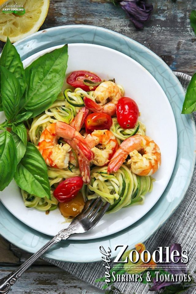 Zoodles with Shrimps & Tomatoes