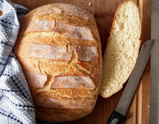 Dutch Oven Bread: Bread for beginners Sandra's Easy Cooking