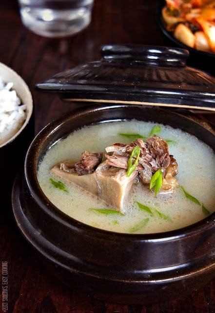 Korean Ox Bone Soup Recipe - Seolleongtang 설렁탕