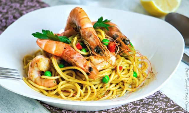Spaghetti in Peas and Carrot Sauce with ScampiÂ 