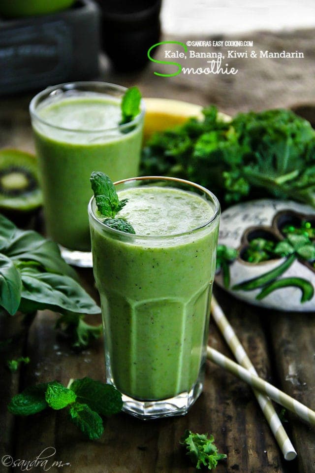 Shamrock Smoothie Kale, Banana, Kiwi and Mandarin Smoothie