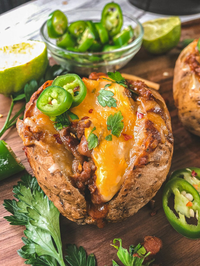 Beef Chili Baked Potatoes - Sandra's Easy Cooking