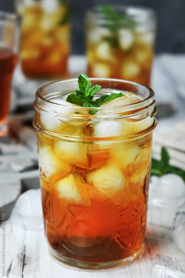 Summer is not over yet so I have decided to share one more amazingly delicious, nutritious and refreshing beverage — Red Rooibos Iced Tea.
