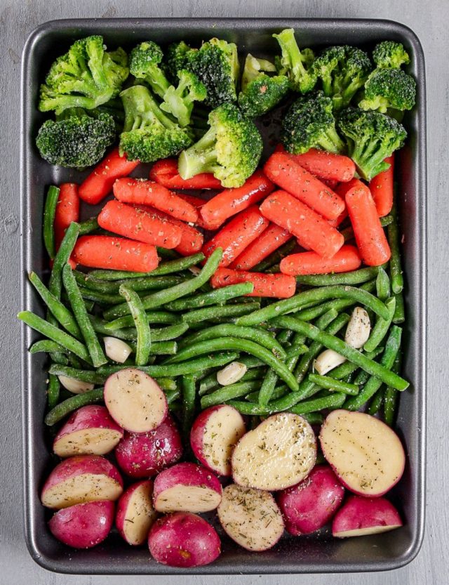 Salmon and Vegetables Sheet Pan Dinner
