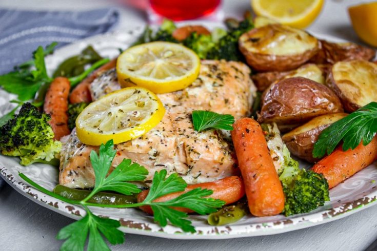Salmon and Vegetables Sheet Pan Dinner