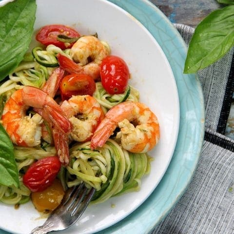 Zoodles with Shrimps and Tomatoes