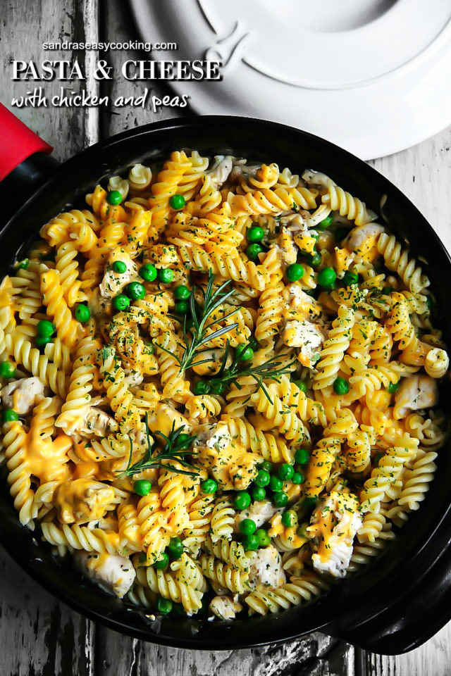 Pasta and Cheese with Chicken and Peas