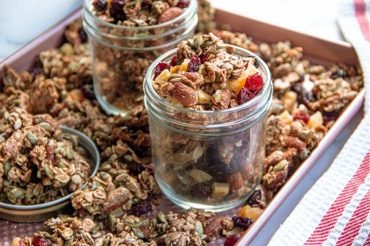 Homemade Granola with Oats, Almonds and Dried Fruit