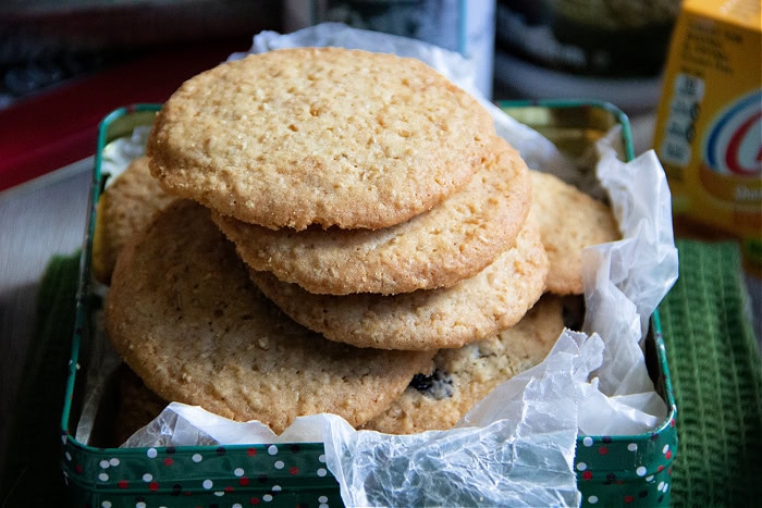 Old Fashioned Oatmeal Cookies